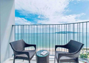Full sea view balcony Nha trang